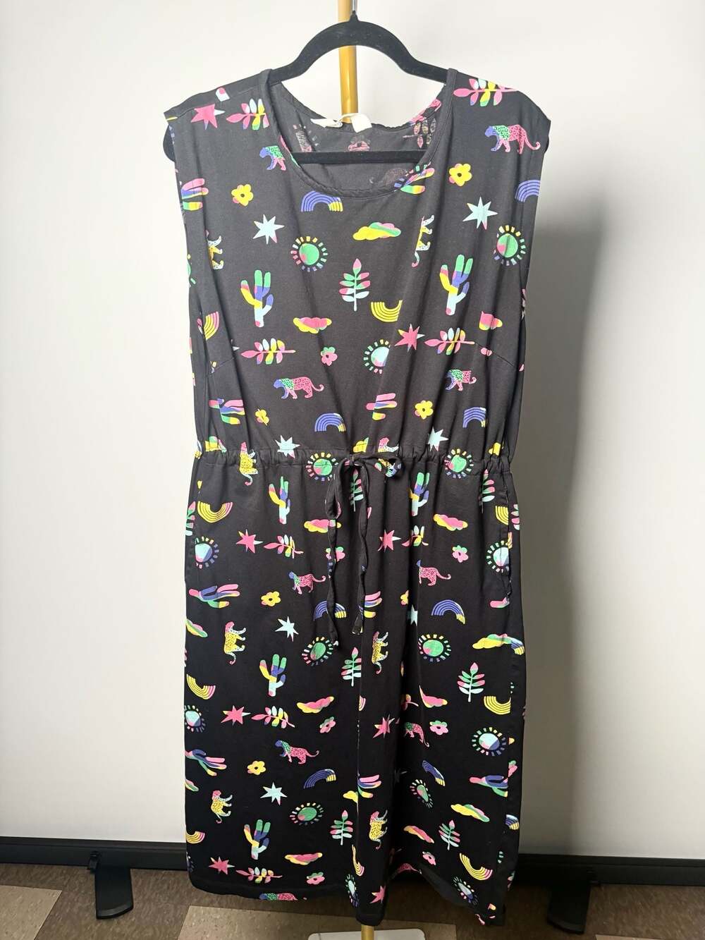 Sugarhill Brighton Willa Black Summer Joy Print Jersey Midi Dress